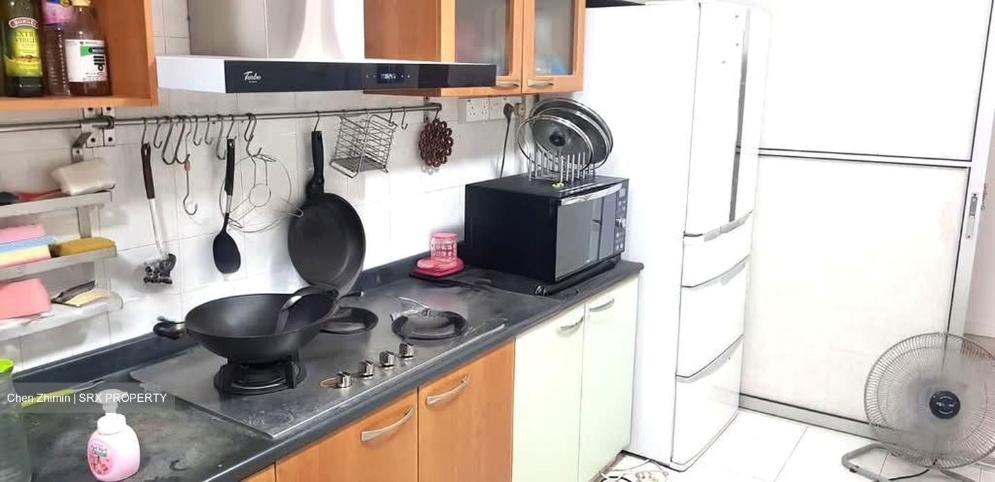 Blk 533 Jurong West Street 52 (Jurong West), HDB 5 Rooms #589338041
